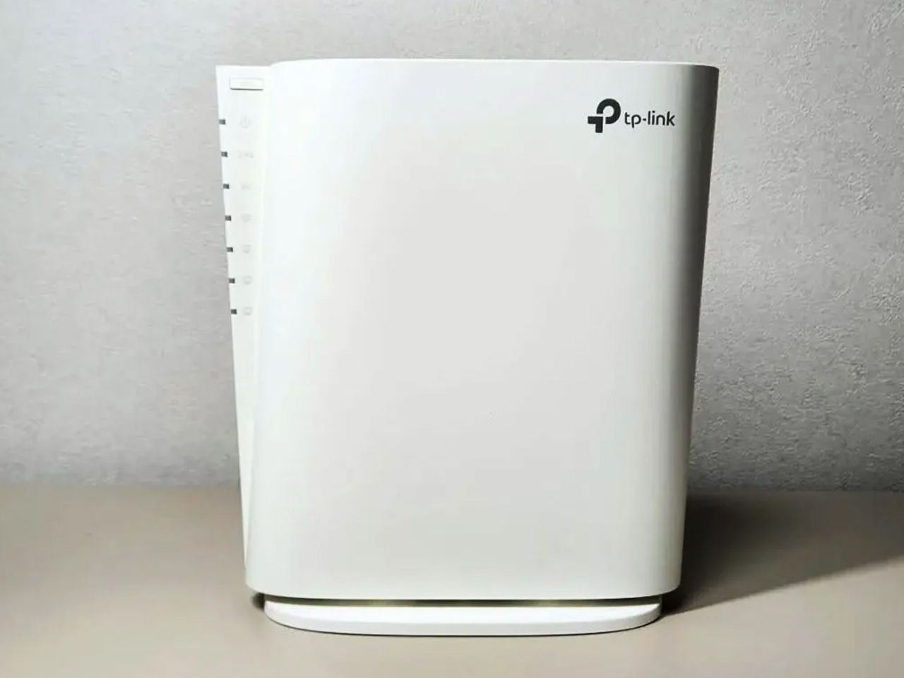 Ripetitore RE900XD WiFi AX6000Mbps Doppia Banda 160Mhz-2
